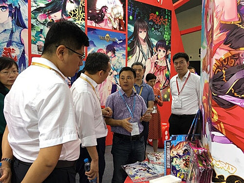 青山一道，同担风雨，虫虫漫画捐资百万助力抗疫